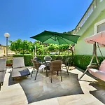 Olga-1 By Interhome Daire